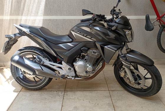 HONDA CB TWISTER ABS HONDA CB TWISTER ABS